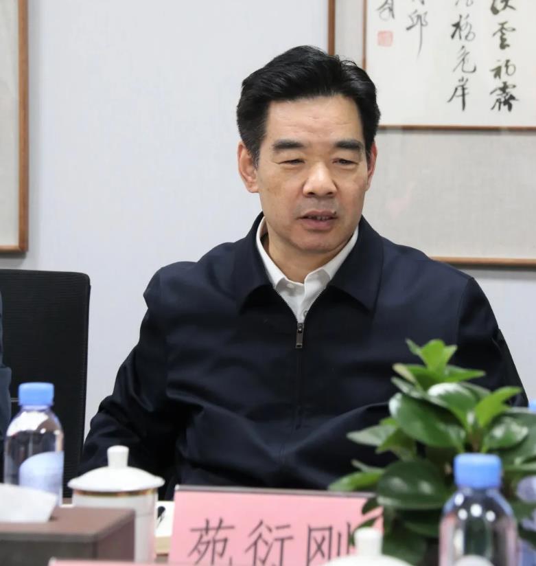山东省政府驻北京办事处主任苑衍刚一行莅临北京山东企业商会调研座谈
